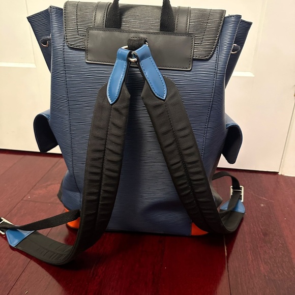 Louis Vuitton Christopher Backpack Eli - Picture 2 of 3